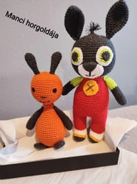Horgolt figura