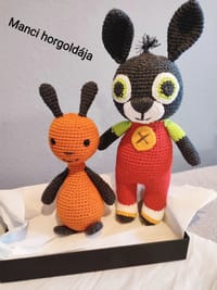 Horgolt figura