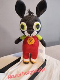 Horgolt figura
