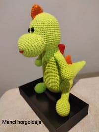 Horgolt figura
