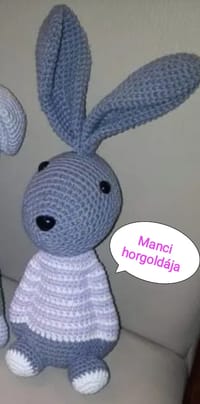 Horgolt figura